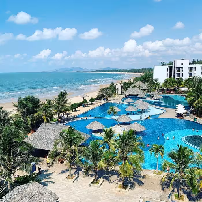 Bãi biển Hồ Tràm