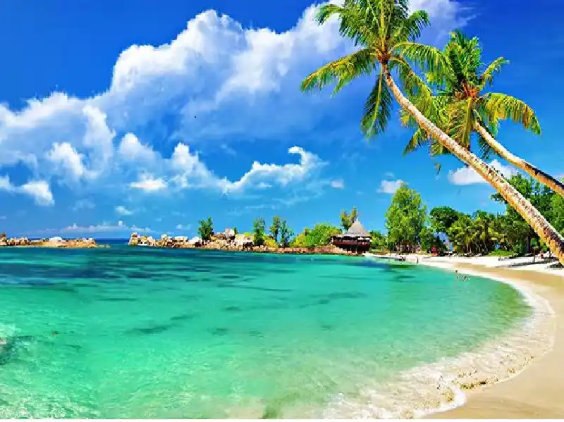 Mũi Né Phan Thiết - Bãi biển nổi tiếng với cát vàng